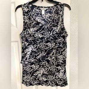 Layering on front black and white pattern silky top for women